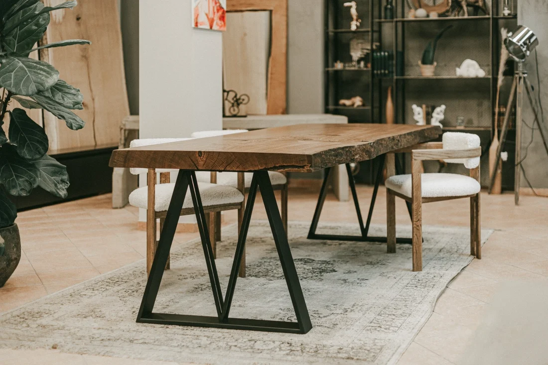 Vail 94" Dining table
