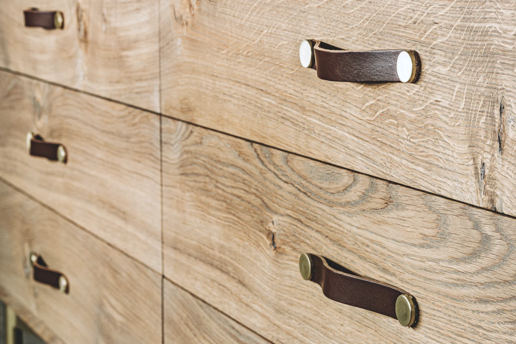 Montauk 71" detail