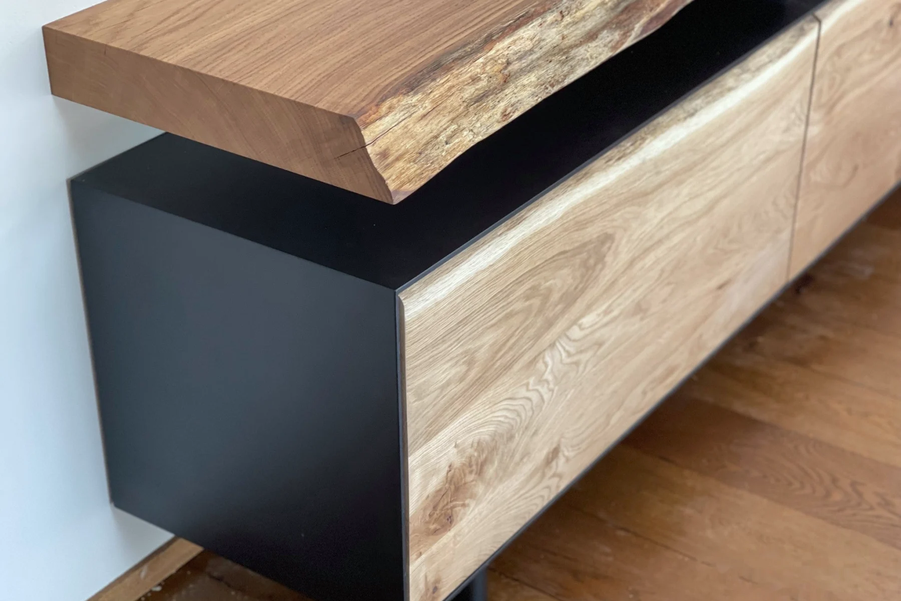 Ventura 158" detail