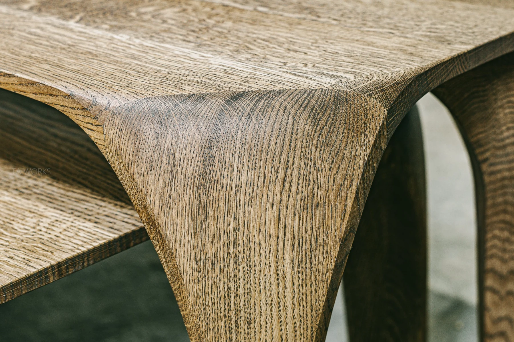 Biarritz 18" detail