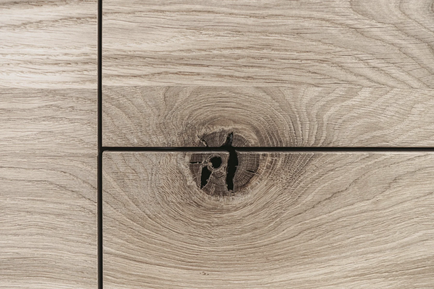 Montauk 20" detail